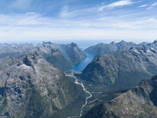 1754042 (a): :4000x2995